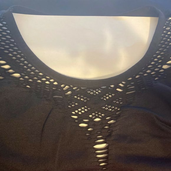 Torrid Black Tank with cutouts. Size 3 - Picture 4 of 4